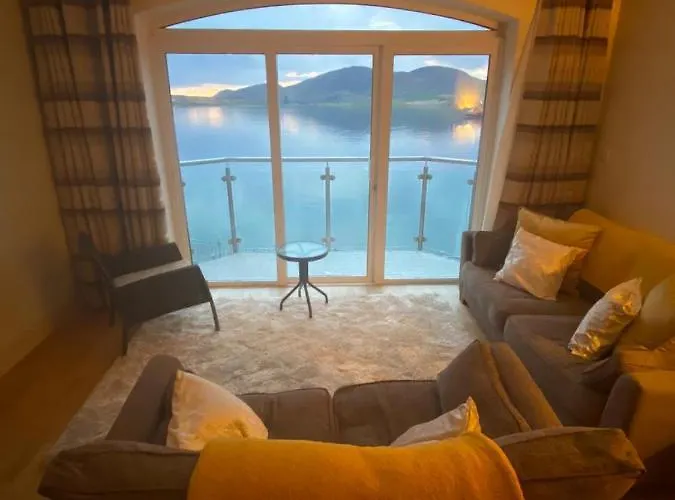 No.21 Sandpiper's Nest